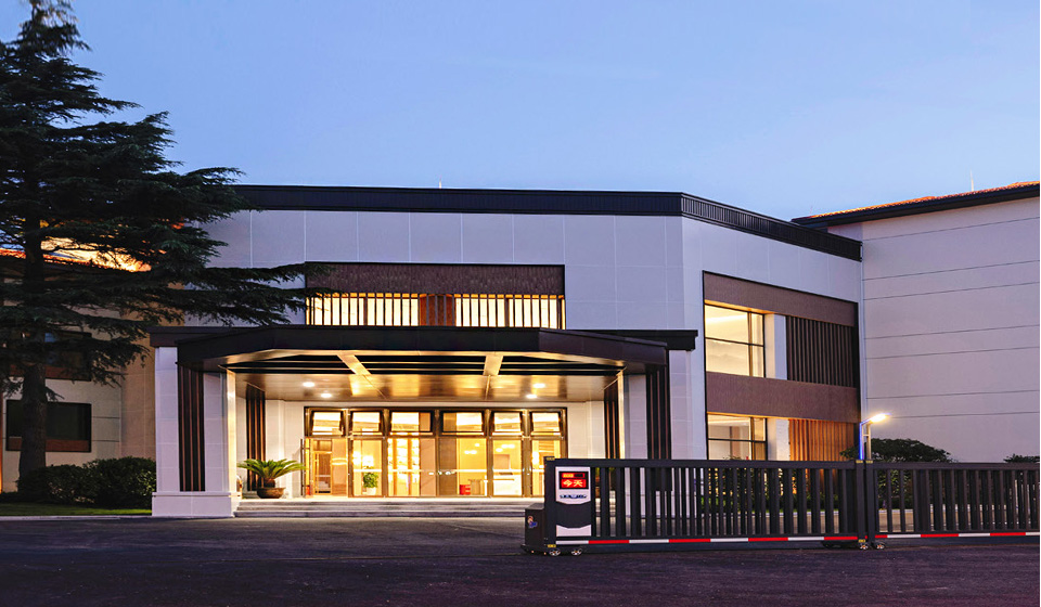 產業投資與運營